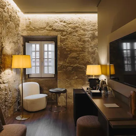 Timbre Virtudes Hotel Porto