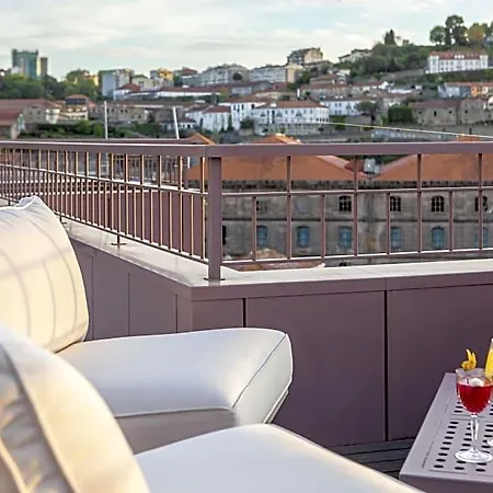Timbre Virtudes Hotel Porto