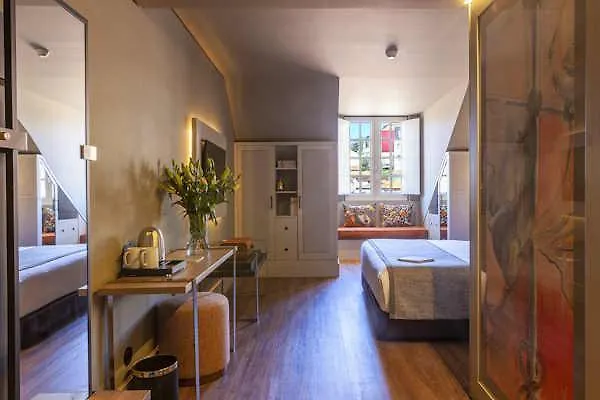 Timbre Virtudes Hotel