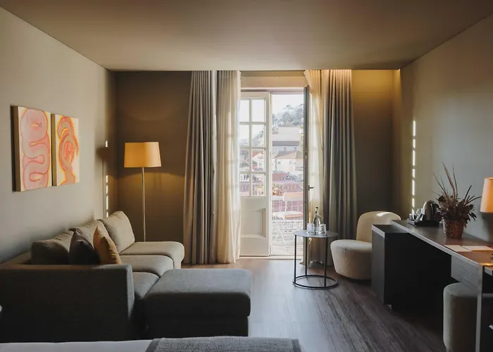 Timbre Virtudes 5* Oporto