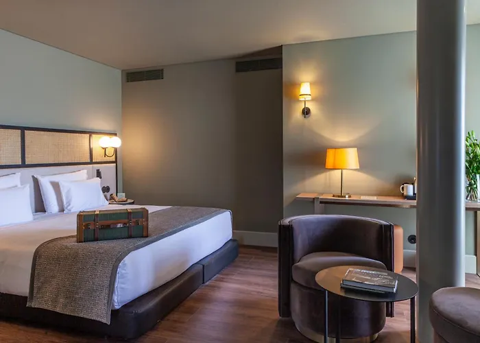 Timbre Virtudes Hotel Porto