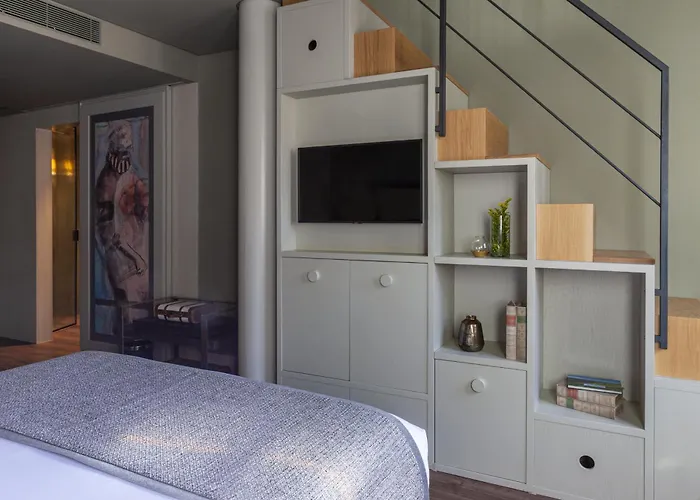 Timbre Virtudes Hotel Oporto