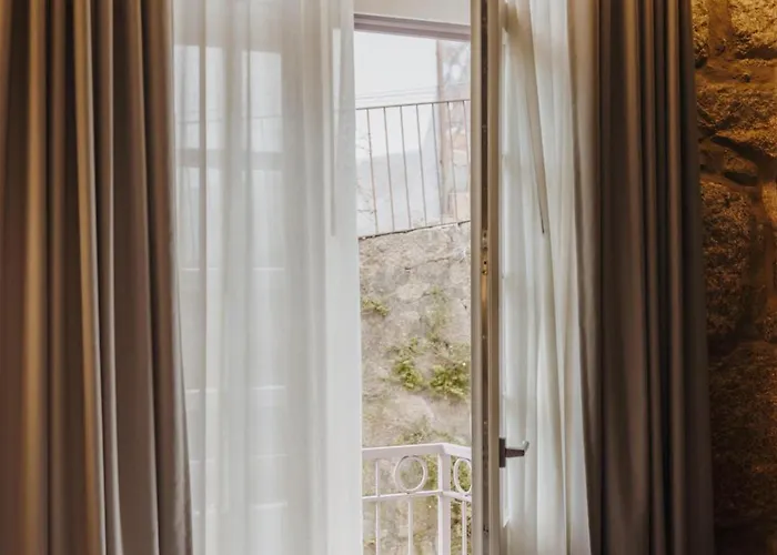 Timbre Virtudes Hotel Oporto