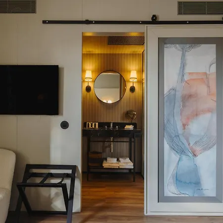 Timbre Virtudes 5* Oporto